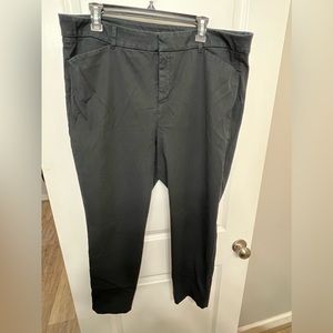 Old Navy - Black High Rise Pixie Pants